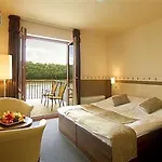 Tó Wellness 3* Bánk