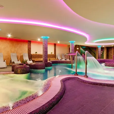 호텔 To Wellness 3*