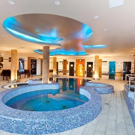 To Wellness فندق