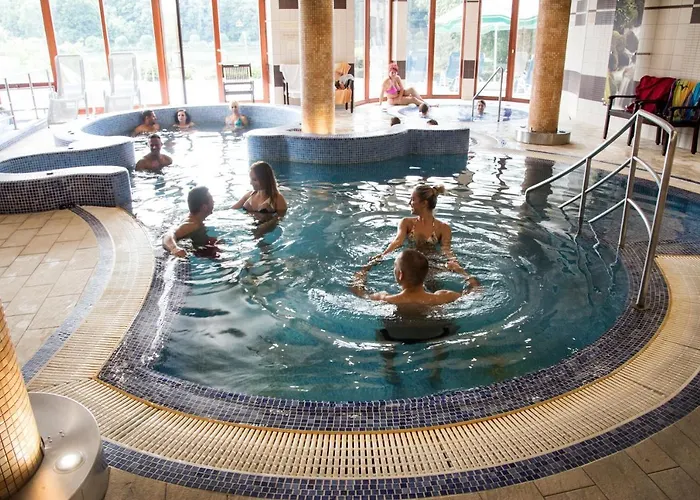 To Wellness Hotel Bank (Nograd)