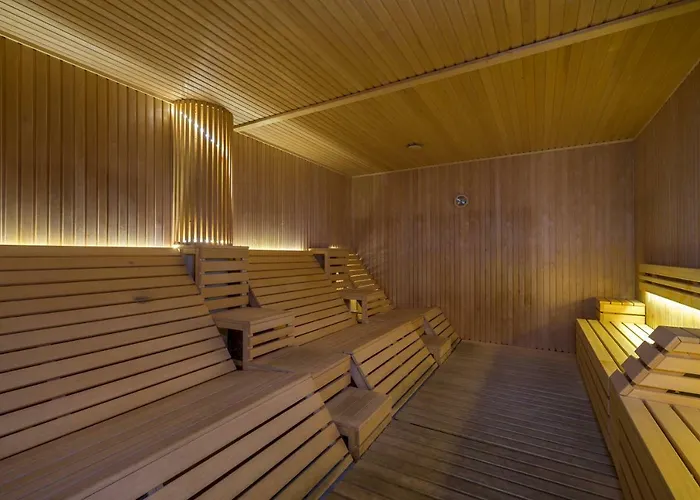 To Wellness Hotel Bank (Nograd)