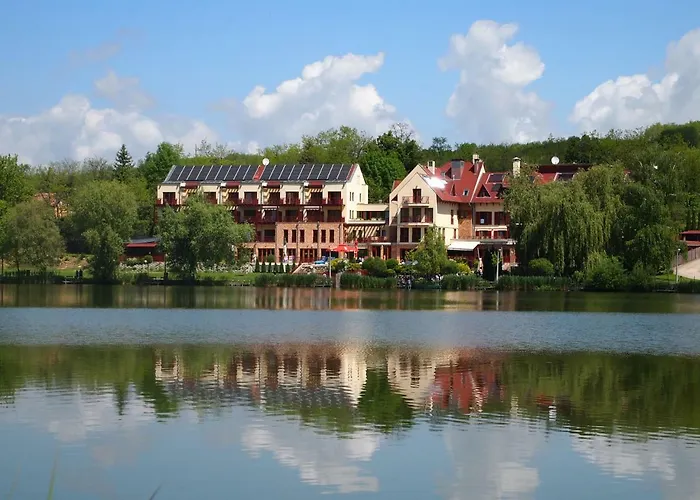 To Wellness Hotel Bank (Nograd)