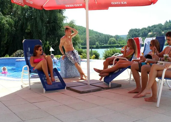 Hotel To Wellness Bank (Nograd)